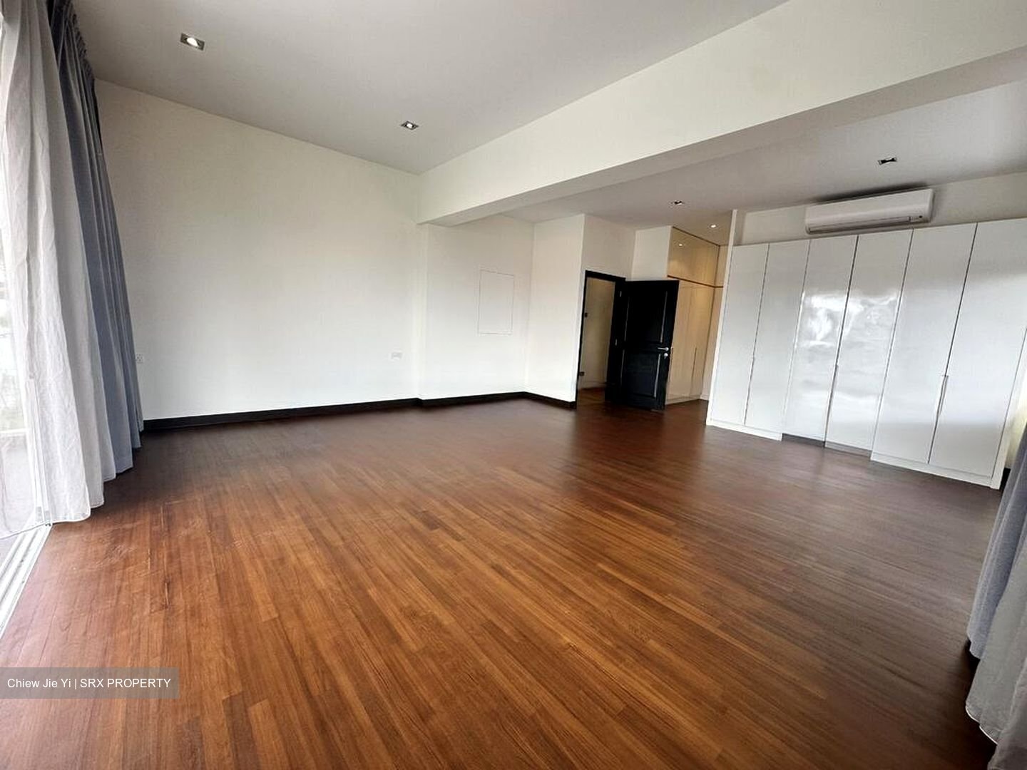 Opera Estate (D15), Detached #476990171